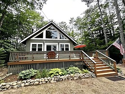 Maine Pines Lmit 8 4 Bedroom Home by RedAwning