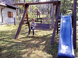 Eco-friendly 2-bedrooms Chalet in Plitvice Lakes