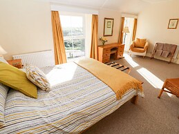 Bosworlas Farm House