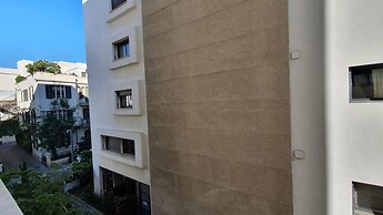 Yavne Brillant in Tel Aviv-yafo