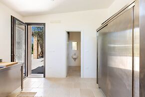 2081 Villa Crocilupo by Perle di Puglia