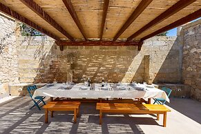 2081 Villa Crocilupo by Perle di Puglia