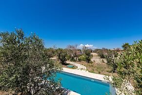 2081 Villa Crocilupo by Perle di Puglia