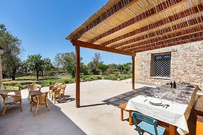 2081 Villa Crocilupo by Perle di Puglia