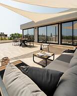 5BD Luxury Penthouse With Sea View