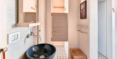 Daniel Royal in Tel Aviv-yafo