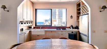 Daniel Royal in Tel Aviv-yafo