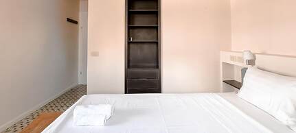 Daniel Royal in Tel Aviv-yafo