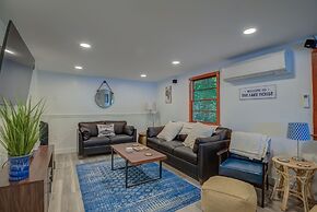 Ferry Tale Limit 10 3 Bedroom Cottage by RedAwning