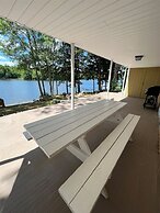 Water's Edge Limit 8 4 Bedroom Cottage by Redawning