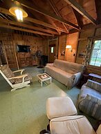 Restawhile Limit 6 2 Bedroom Cabin by RedAwning