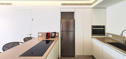 Pines Belle in Tel Aviv-yafo