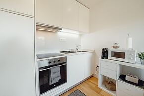 Downtown Stylish Apartment Garage by Vacationy