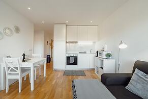 Downtown Stylish Apartment Garage by Vacationy