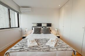 Downtown Stylish Apartment Garage by Vacationy