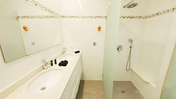 Harav Kook Lilas in Tel Aviv-yafo