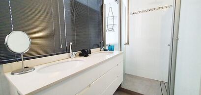 Harav Kook Lilas in Tel Aviv-yafo