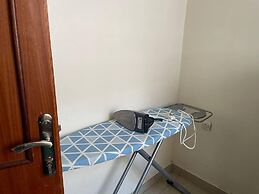 Entire Artistic House 5mins From Convention Centre