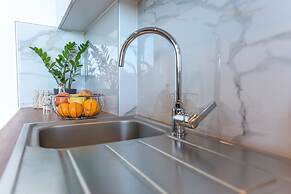 Coastline of Paradise 1