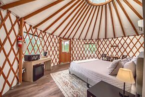 Ot 3515a Texas Yurt Haus: Armadillo 1 Bedroom Cabin by RedAwning