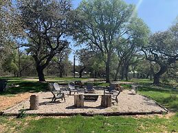 Ot 3515a Texas Yurt Haus: Armadillo 1 Bedroom Cabin by RedAwning