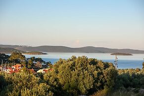 Luxury Villa Gaby With Heated Pool