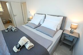 Luxury Villa Gaby With Heated Pool