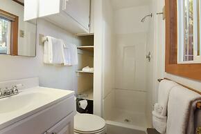 8689 Rainbow Studio