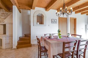 Pool Villa Frapi - Ruzmarin