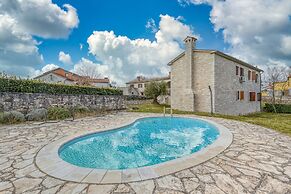 Pool Villa Frapi - Ruzmarin