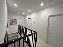 302 Rare find The Blue Sky Beach House