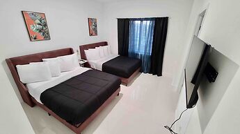 302 Rare find The Blue Sky Beach House