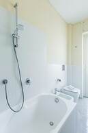 Chiaia Mon Amour Elegant Flat by Napoliapartments