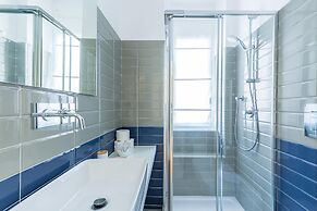 Chiaia Mon Amour Elegant Flat by Napoliapartments