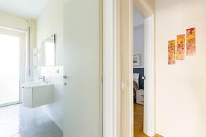 Chiaia Mon Amour Elegant Flat by Napoliapartments