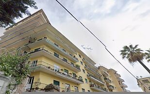 Chiaia Mon Amour Elegant Flat by Napoliapartments