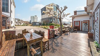 Sokcho Seohyeon Ine Pension