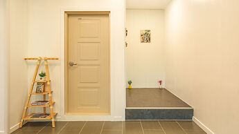 Sokcho Seohyeon Ine Pension