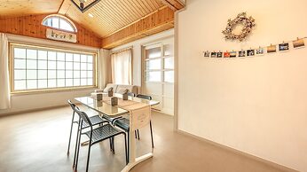 Sokcho Seohyeon Ine Pension