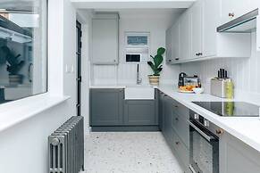 The Neptune - From 125 Per Night