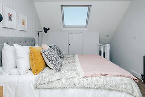 The Neptune - From 125 Per Night