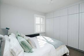 The Neptune - From 125 Per Night