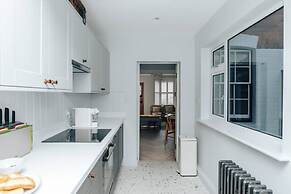 The Neptune - From 125 Per Night