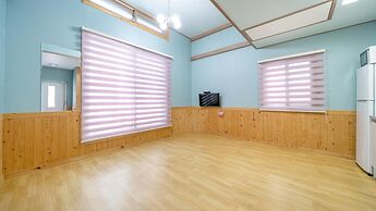 Taean Hansung Healingcamp Dokche Pension