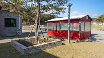 Taean Hansung Healingcamp Dokche Pension