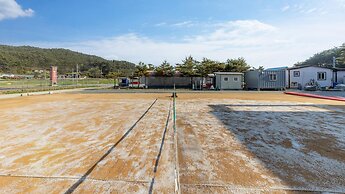 Taean Hansung Healingcamp Dokche Pension