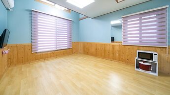 Taean Hansung Healingcamp Dokche Pension