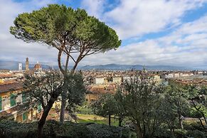 Florence in the Window - Hosted by Sweetstay