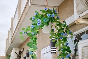 Remarkable 1-bed Apartment in Noord