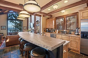 Homewood on the Lake